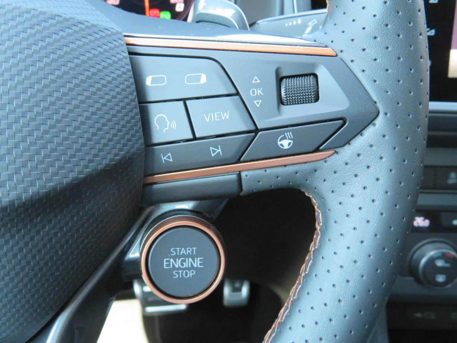 Cupra Ateca 4Drive 2.0 TSi *BREMBO*AHK*PANO