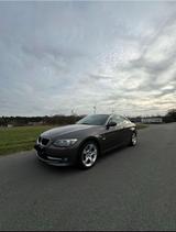 BMW 320d e92 - BMW 320 aus 2010: Coupé, 320d