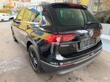 Volkswagen Tiguan Highline BMT/Start-Stopp 4Motion / 1. Hd - Volkswagen Tiguan: Highline