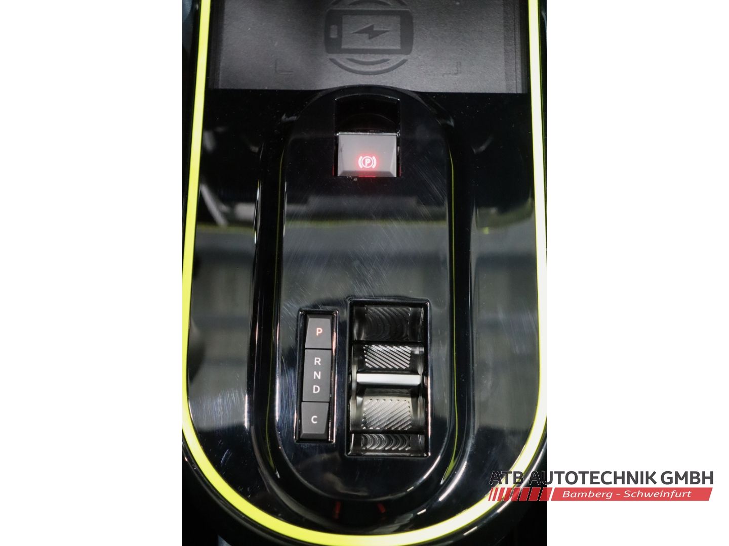 Fahrzeugabbildung Fiat Grande Panda Elektro 44kWh Batterie La Prima Win