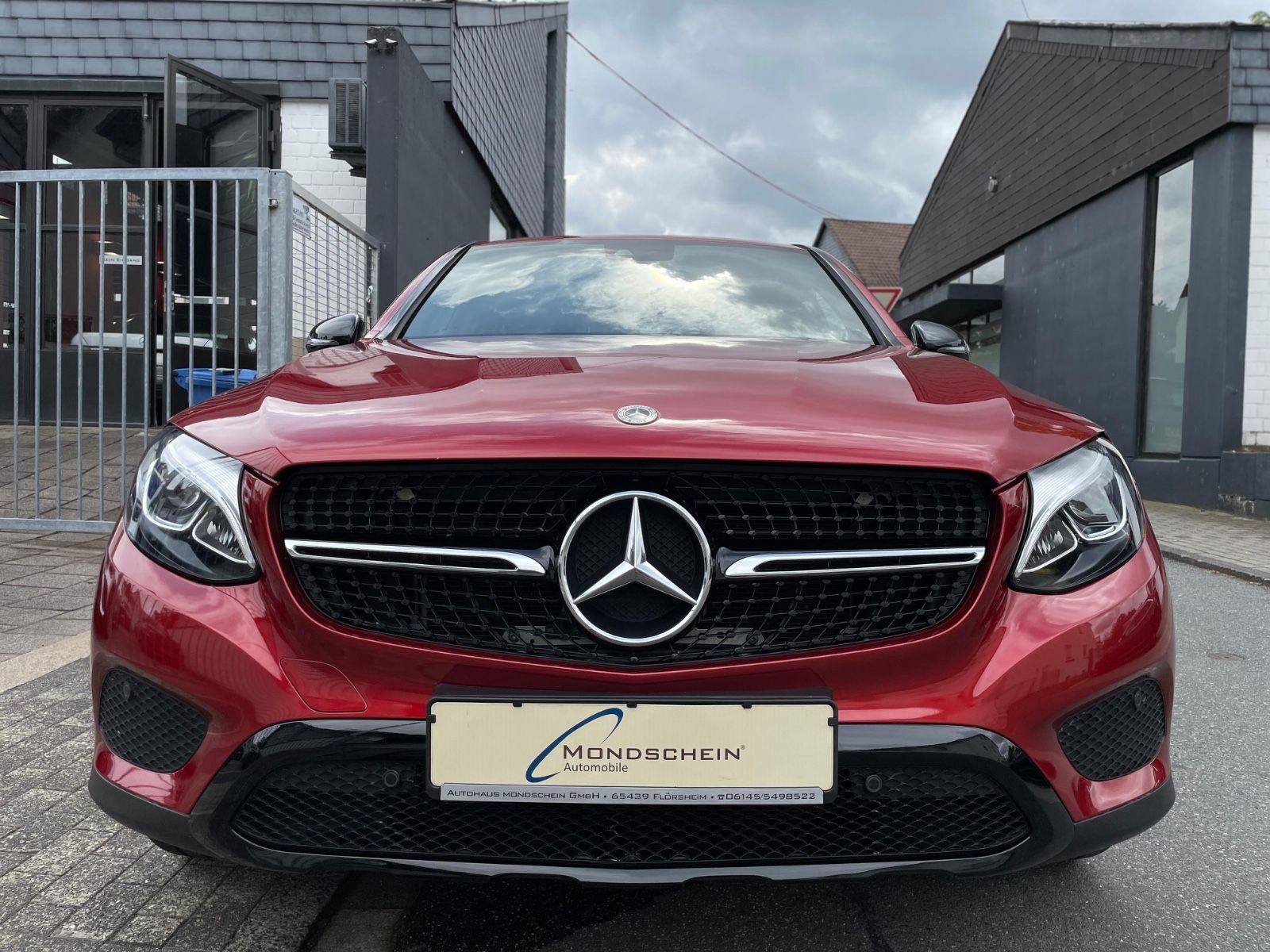Fahrzeugabbildung Mercedes-Benz GLC 300 Coupe 4-Matic |Leder|Navi|Kamera|20"|AHK