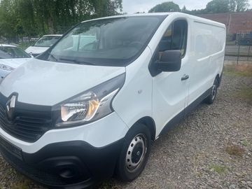 Renault Trafic - 1