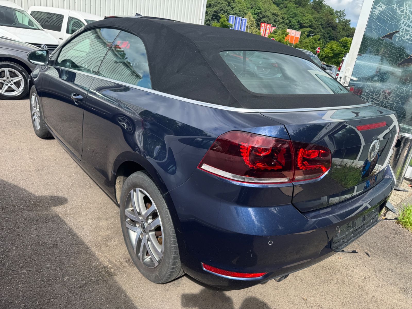 Fahrzeugabbildung Volkswagen Golf VI Cabriolet Leder+Navi+Bluetooth+Sitzheizu