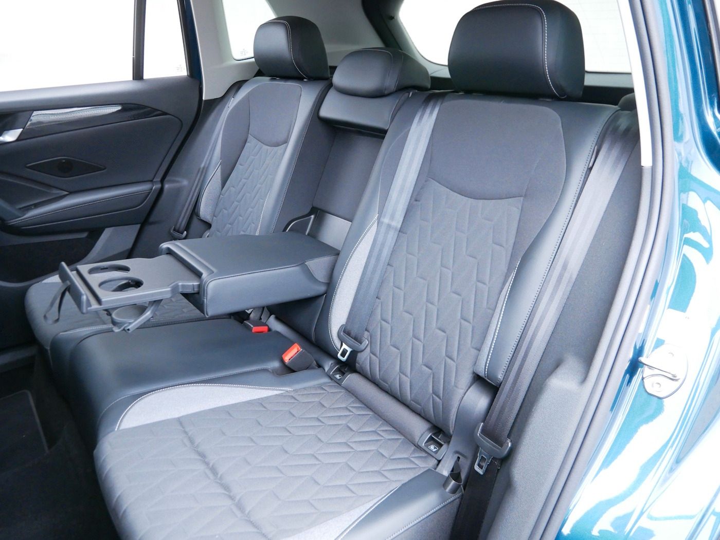 Fahrzeugabbildung Volkswagen Tiguan 2.0 TDI GOAL NEU54T DSG AHK LED 360°Kamer