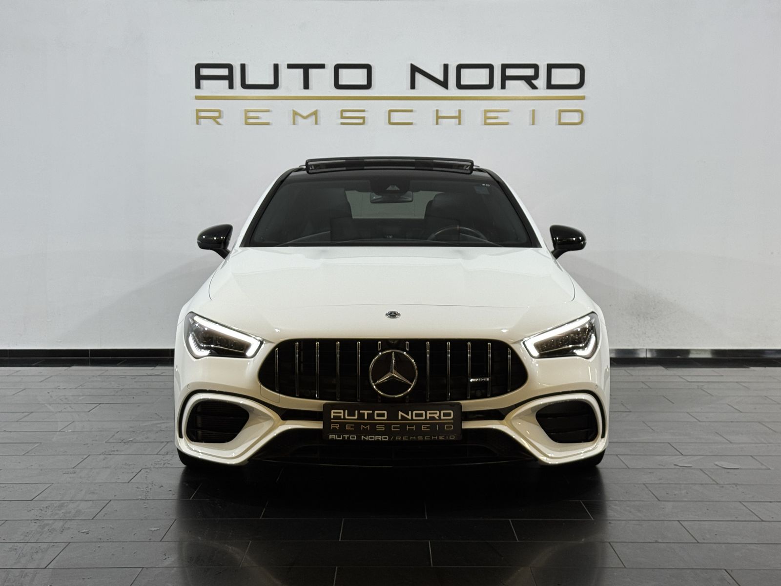 Mercedes-Benz CLA 45 AMG S 4M Pano Kamera Night Burmester 1.H foto 2
