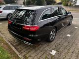 Mercedes-Benz E 200 4MATIC T Autom. - - gebrauchte Mercedes-Benz E 200 aus dem Jahr 2019