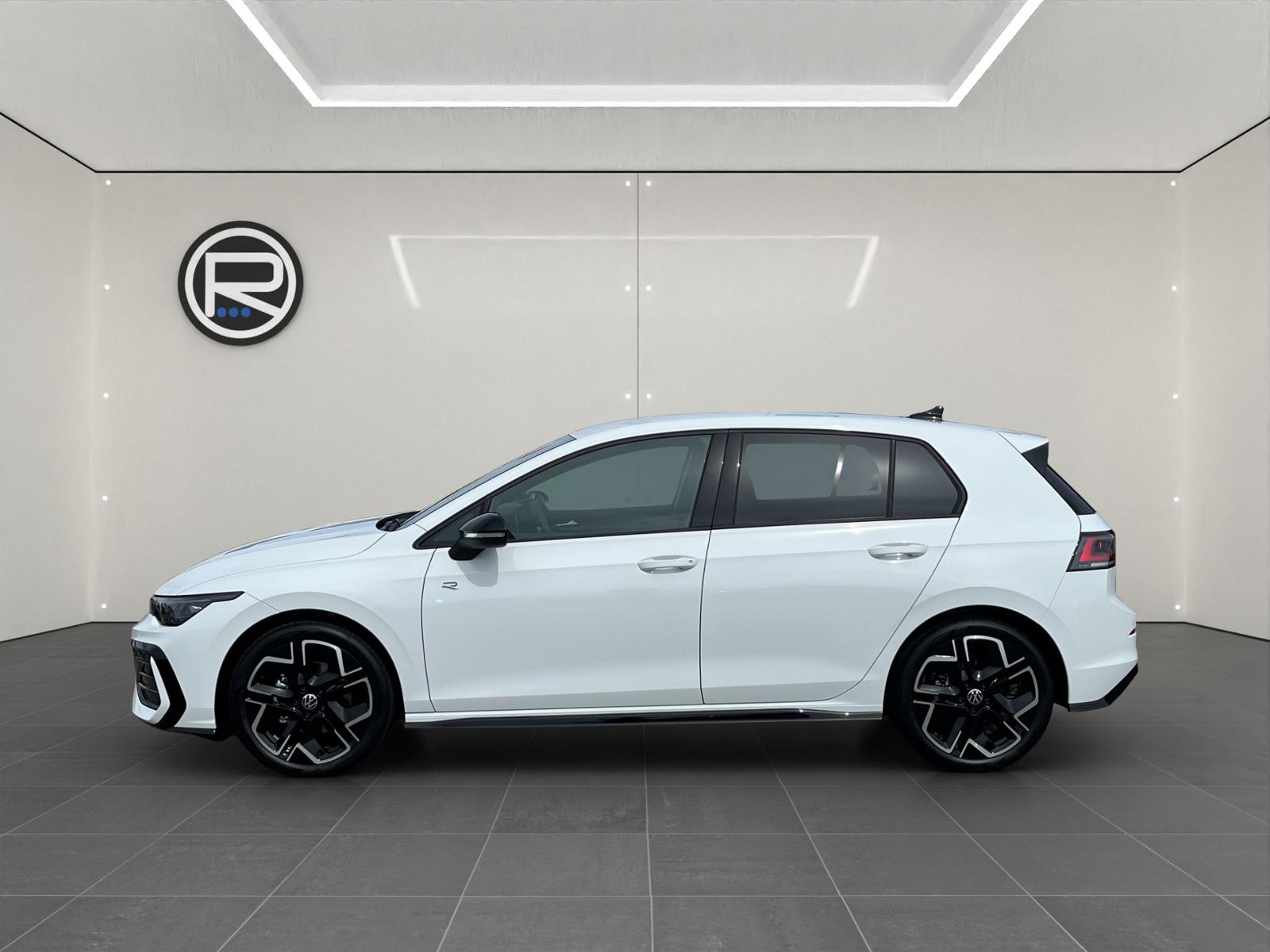 Volkswagen Golf VIII  1.5 eTSI OPF, R-Line, DSG