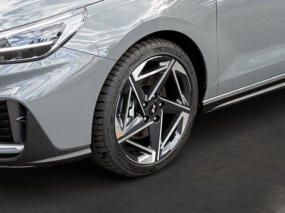Fahrzeugabbildung Hyundai i30 Kombi 1.6T 150PS DCT N Line X