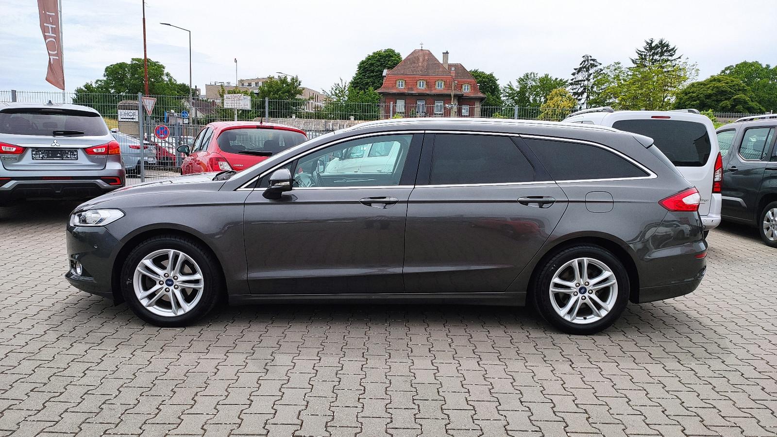 Ford Mondeo Titanium NAVI*Klimaauto*SHZ*ALU*BT*LED*SH