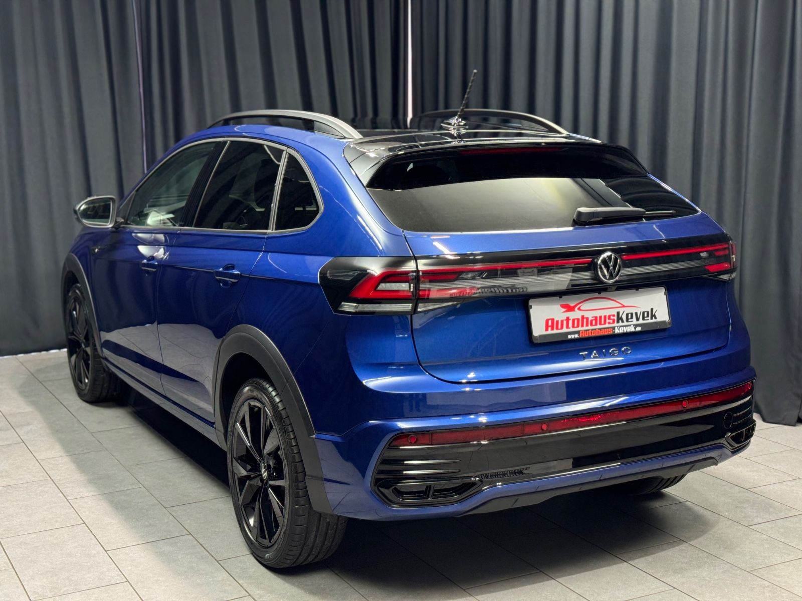 Fahrzeugabbildung Volkswagen Taigo R-Line|DSG|NAVI|KAMERA|ACC|