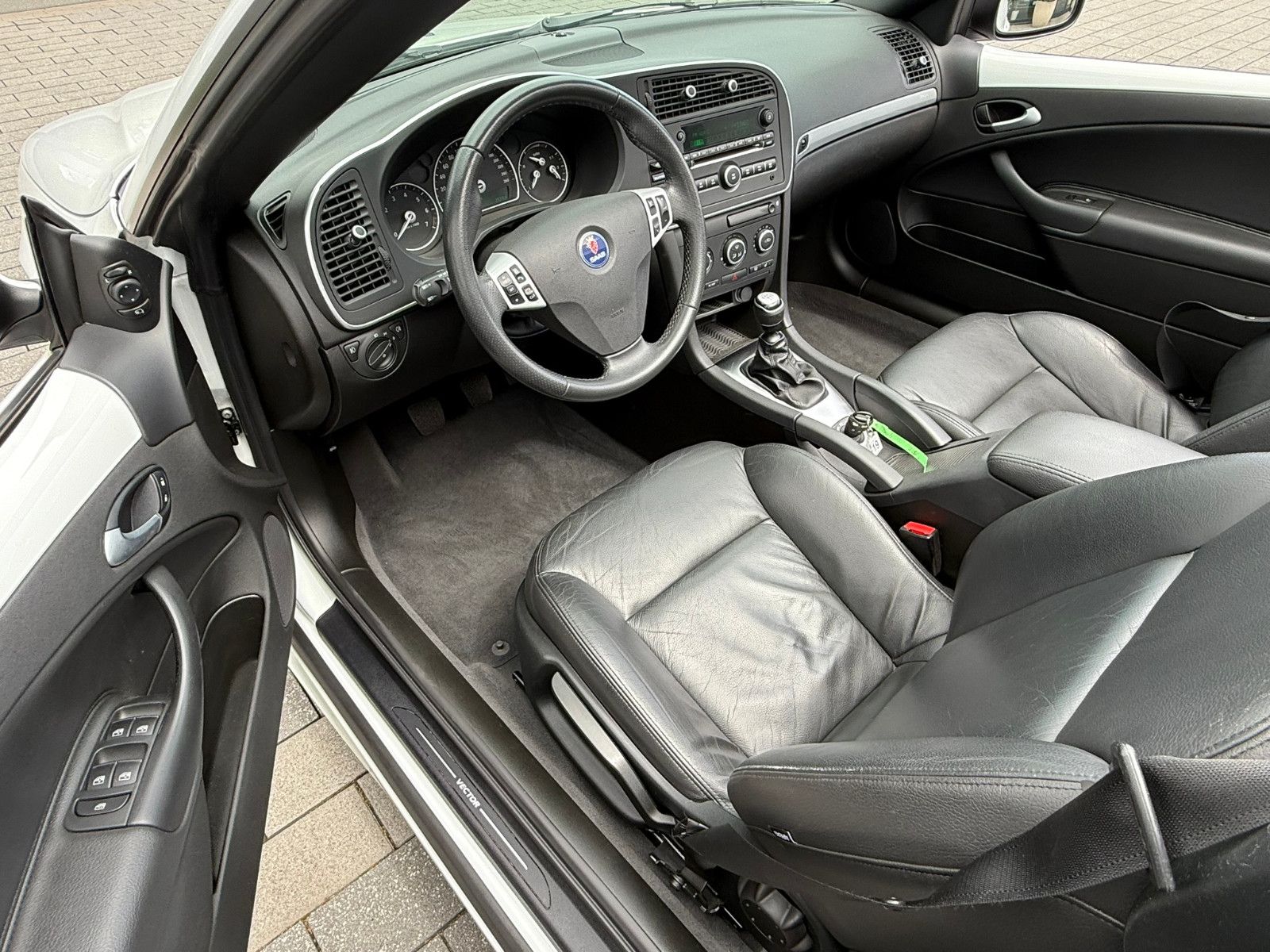 Fahrzeugabbildung Saab 9-3 Cabriolet Vector