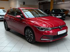 VW Golf VIII|SHZ|LHZ|LED|AHK|Massage|Kamera|Navi