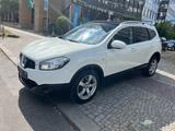 Nissan Qashqai+2 - Nissan Qashqai+2: Weiß