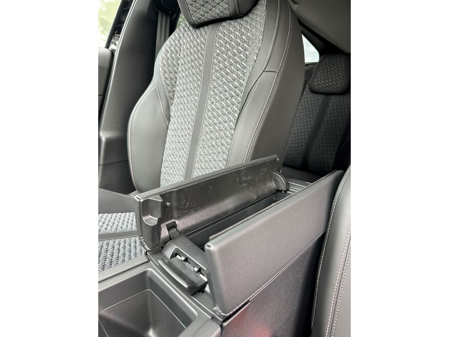 Peugeot 308 - Bild 22