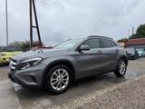 Mercedes-Benz GLA 200 Sportsitze Sportpaket Sport Lenkrad - Mercedes-Benz GLA-Klasse Gebrauchtwagen in Hannover