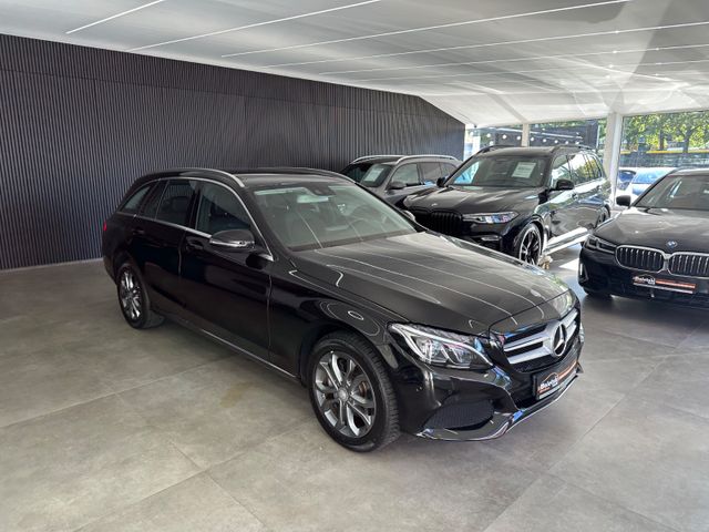 MERCEDES-BENZ C 200 T CGI 4Matic*Panorama*Totwinkel*Comand*