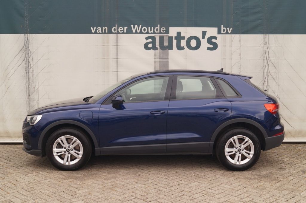 Image of Audi Q3