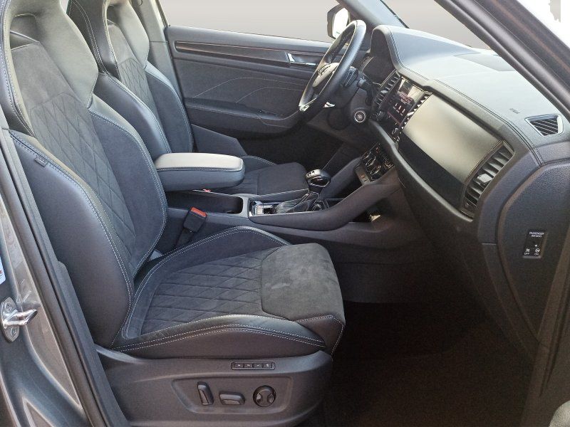 Fahrzeugansicht 18 Fahrzeugabbildung SKODA Kodiaq 2.0 TDI DSG Sportline 4x4