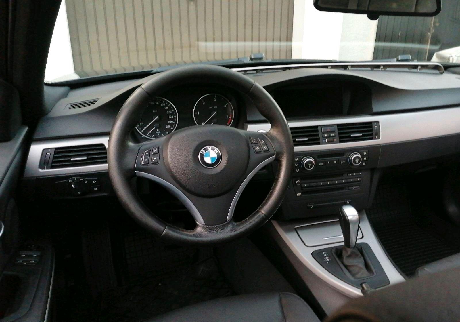 BMW 320 2008 — engine 163 HP (120kW)
