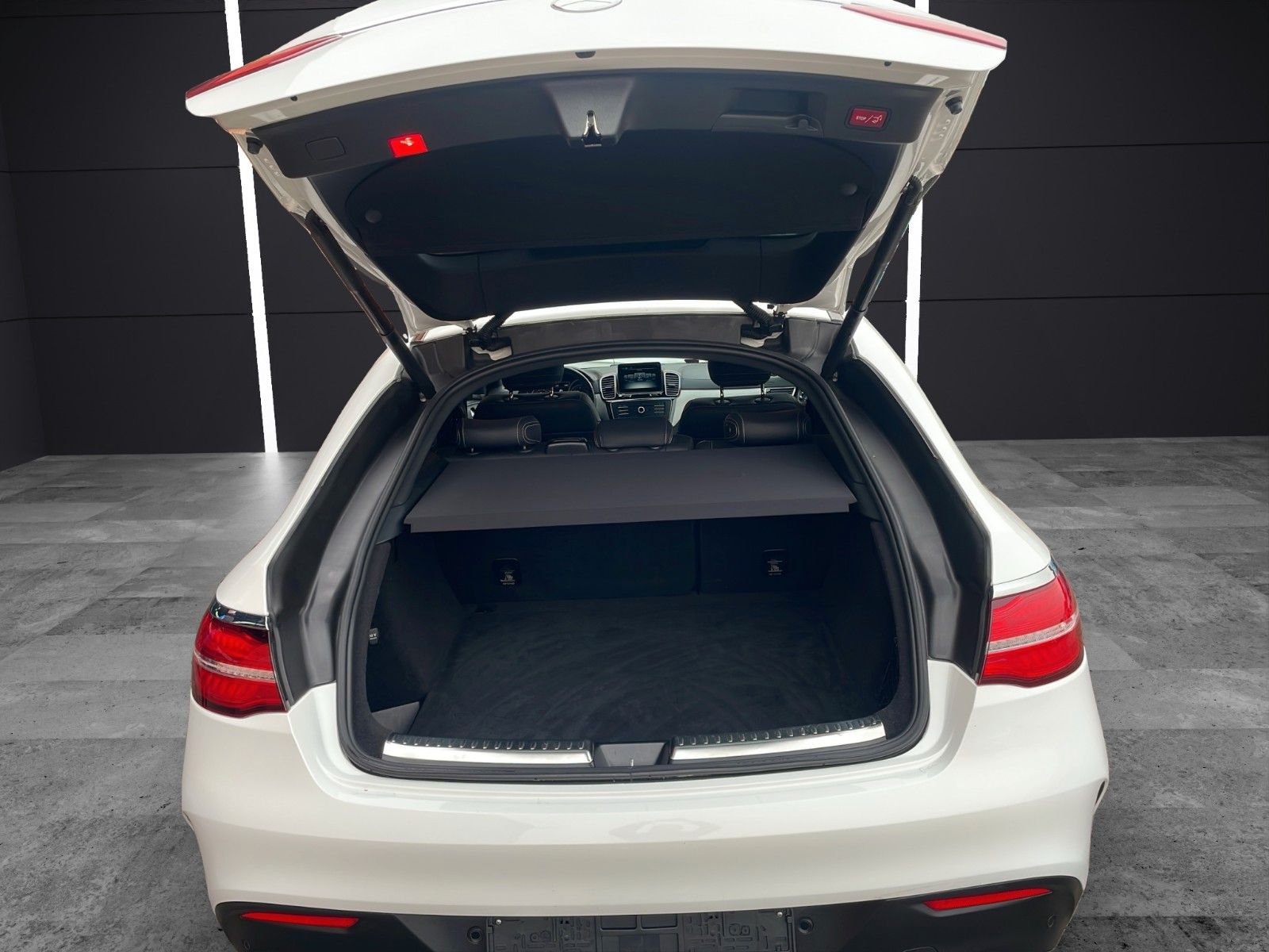 Fahrzeugabbildung Mercedes-Benz GLE 350 d Coupe 4Matic*AMG-Line*Pano*Luftfed*