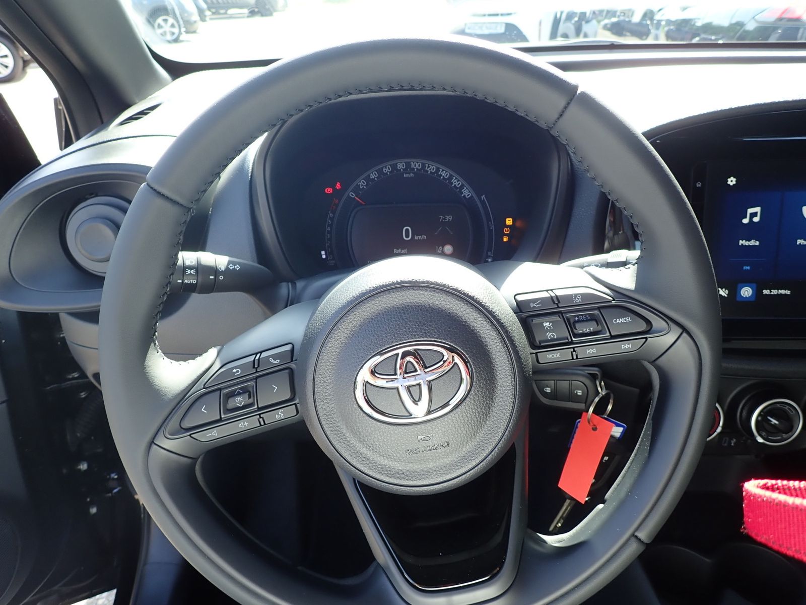 Fahrzeugabbildung Toyota Aygo X Play