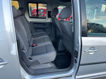 Volkswagen Caddy - 10