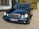 Mercedes-Benz Mercedes E240 Elegance Automatik Original ... - Mercedes-Benz E 240 in Mannheim