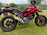 Ducati Hypermotard 1100 EVO/nur 8.200 km/alles original - DUCATI HYPERMOTARD 1100
