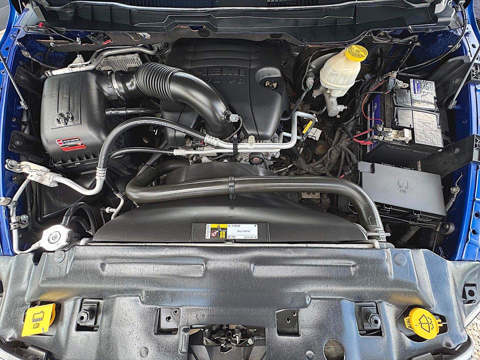 Fahrzeugabbildung Dodge RAM 5.7 V8 HEMI SPORT CrewCab 6 Sitze LPG PRINS