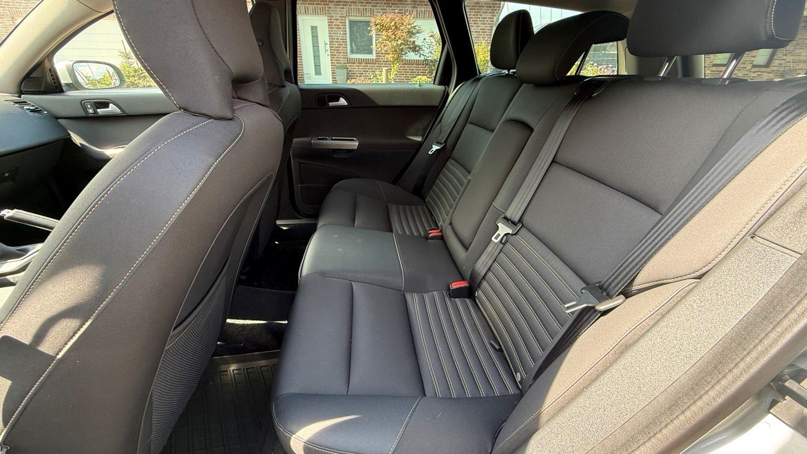 Volvo V50 2007 — photo 9