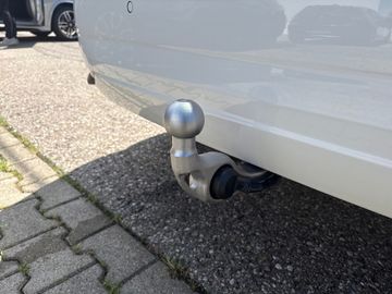 BMW 218i Active Tourer DAB LED Komfortzg. Shz