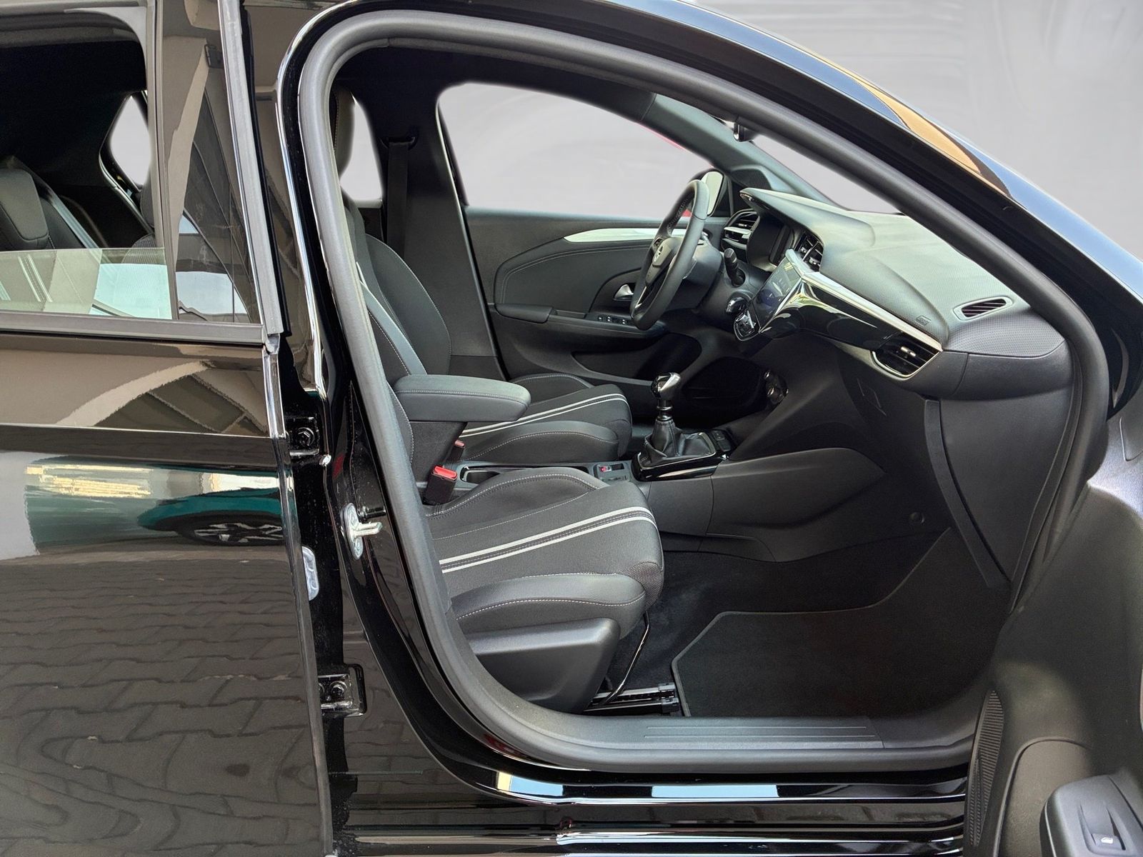 Fahrzeugabbildung Opel Corsa F 1.2 Turbo GS Kamera,LED,Matrix,SHZ,PDC