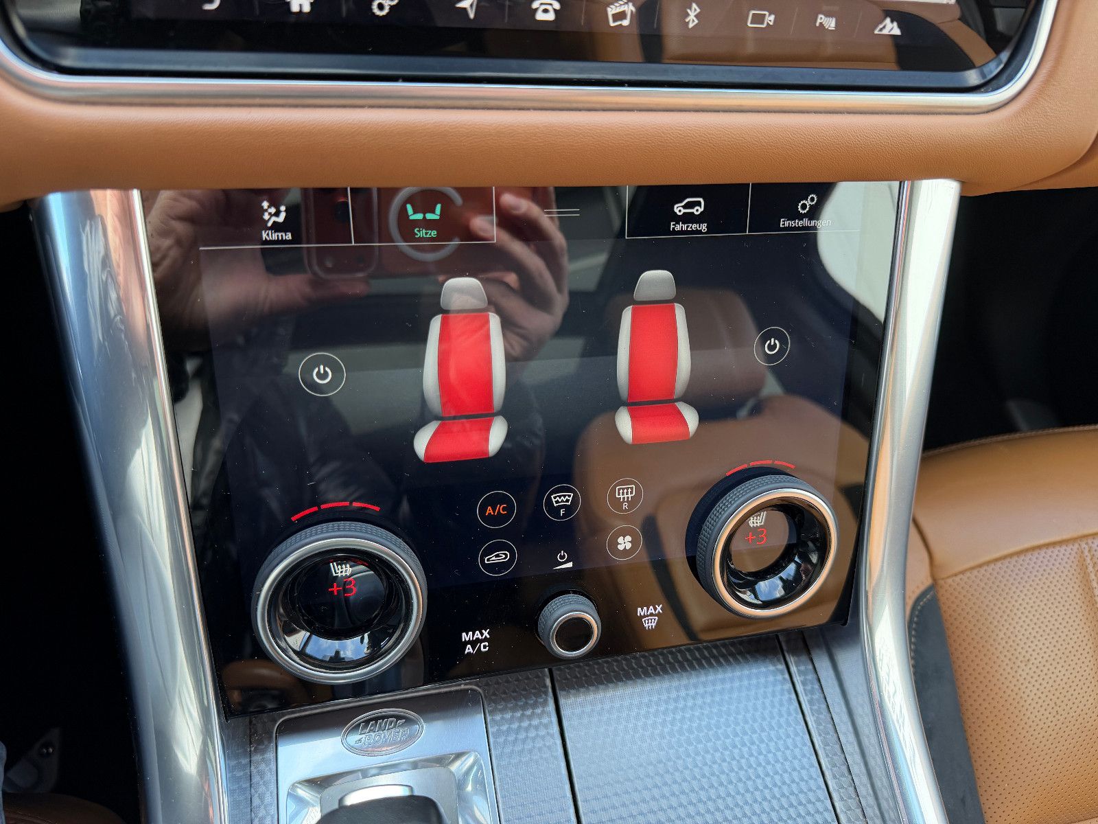 Fahrzeugabbildung Land Rover Sport HSE Dynamic D300/PANO/KAMERA/MERIDIAN