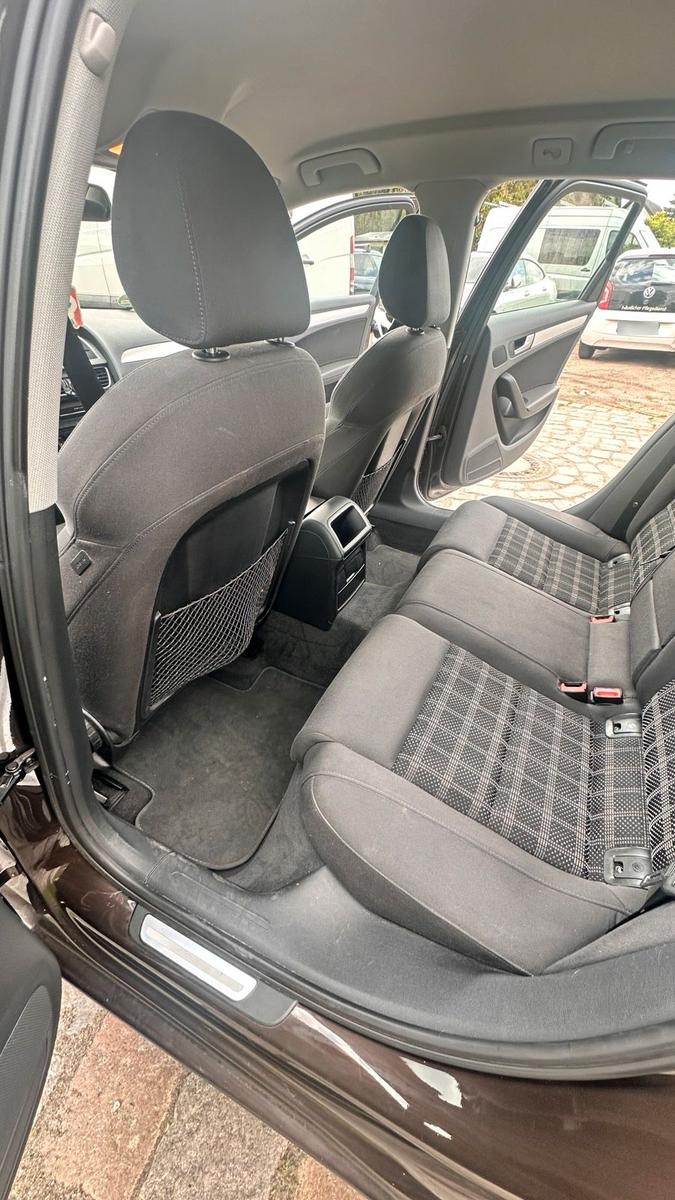 Audi A4 2013 — interior