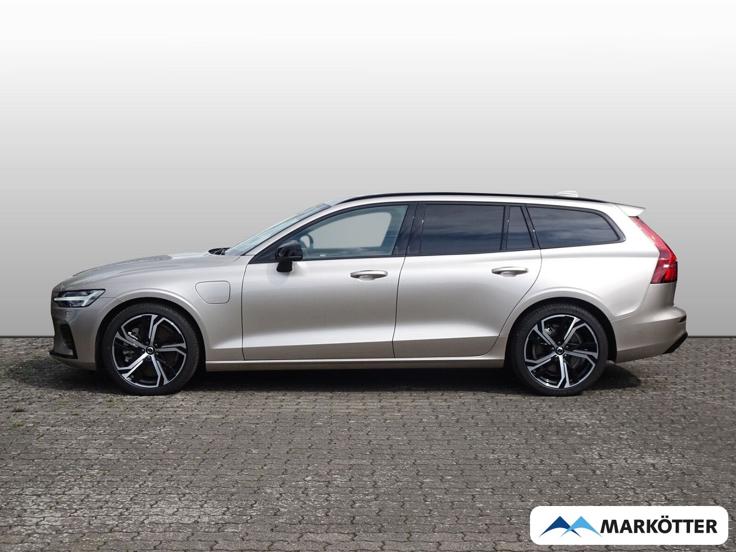Volvo V60 T6 Plus Dark ACC/CAM/BLIS/4xSHZ/LHZ foto 2