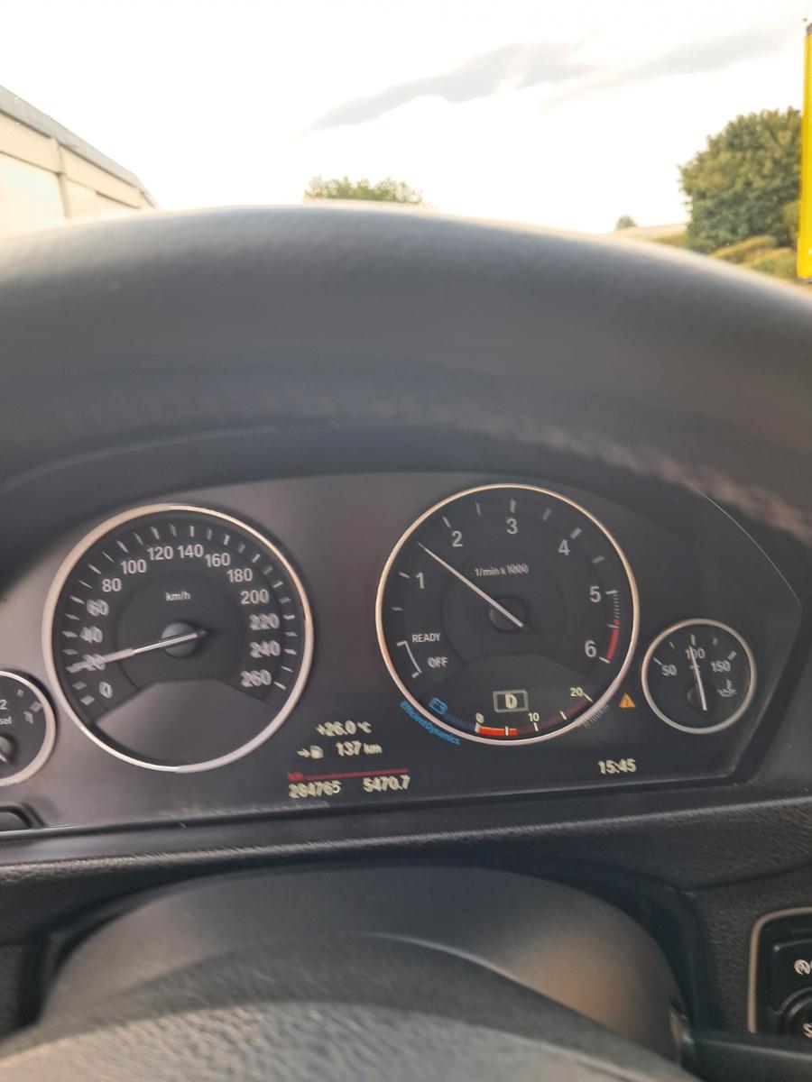 BMW 320 2015 — engine 1.995 cm³, 184 HP (135kW)