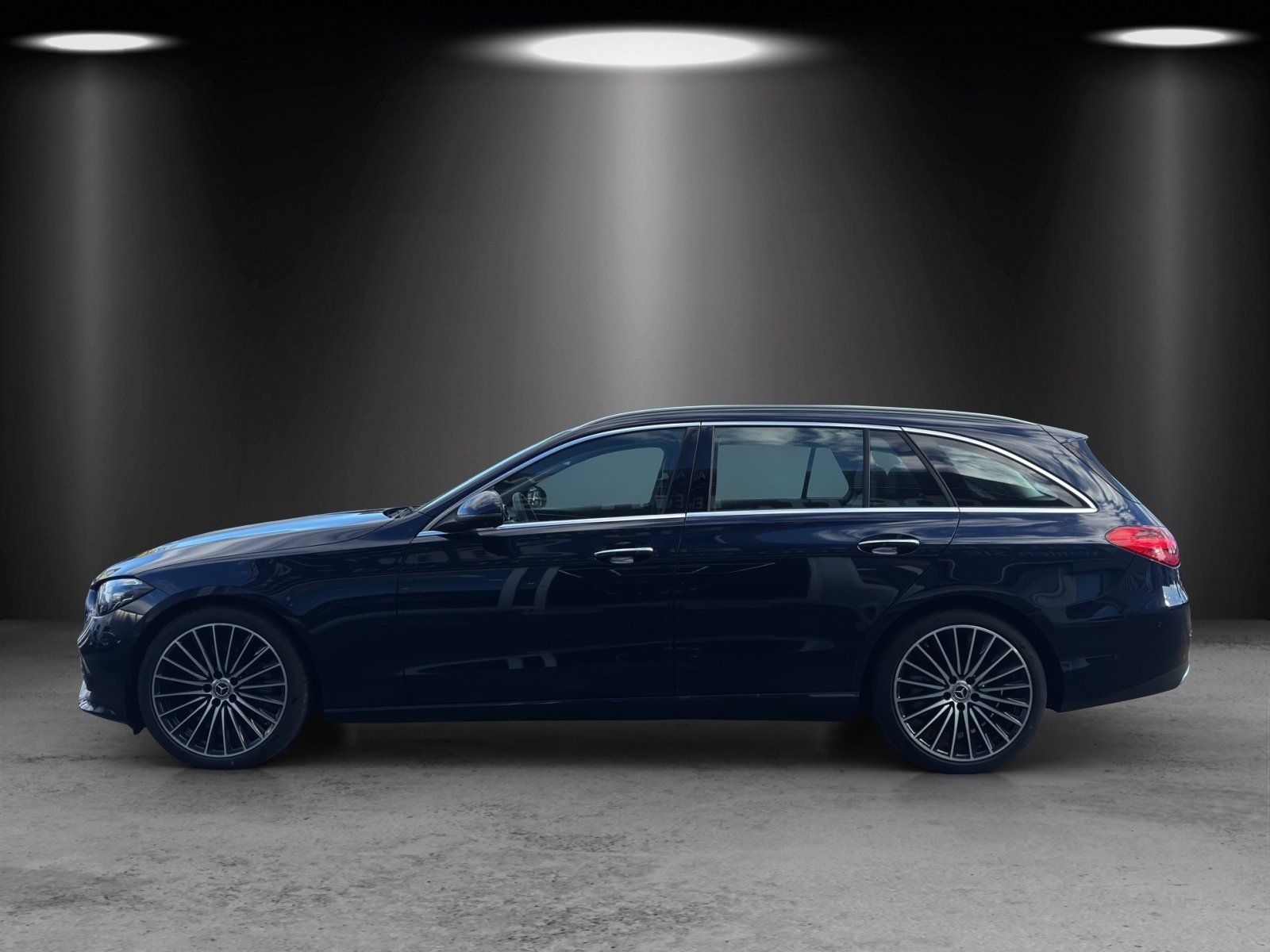 Fahrzeugabbildung Mercedes-Benz C 220d T Avantg 19"AMG Standhz AHK KeyGo HUD HAL