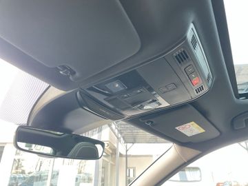 Skoda Kamiq 1.0 TSI Monte Carlo *PANO*MATRIX*SHZ*KESSY