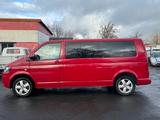 Volkswagen T5 Multivan - rote Volkswagen T5 Multivan