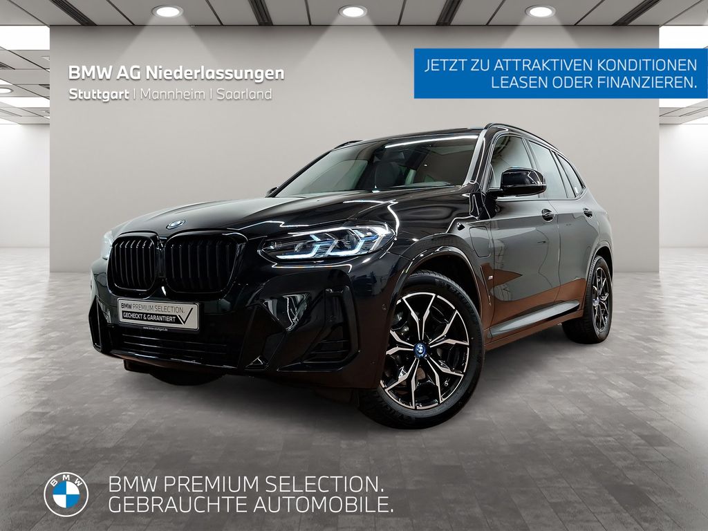 BMW X3 — hlavná fotografia