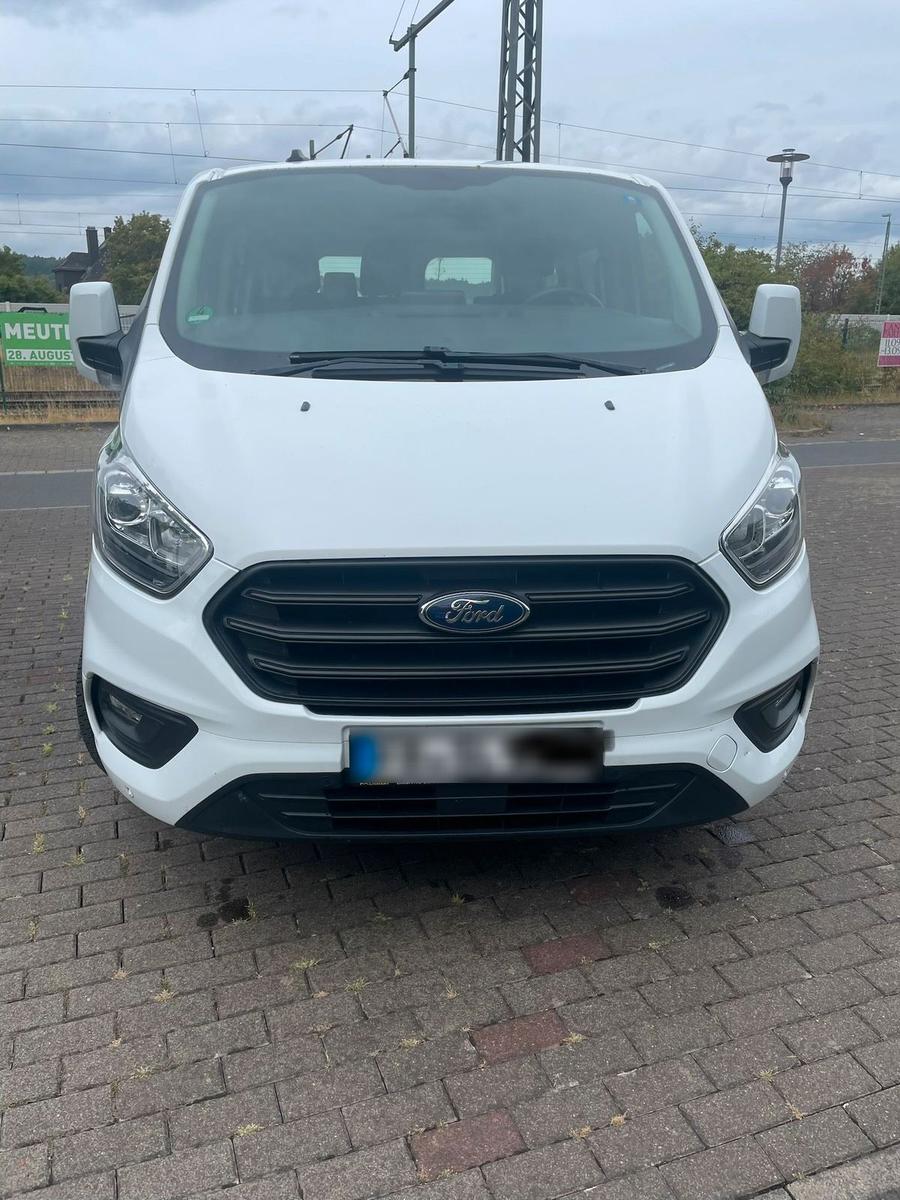 Ford Tourneo Custom