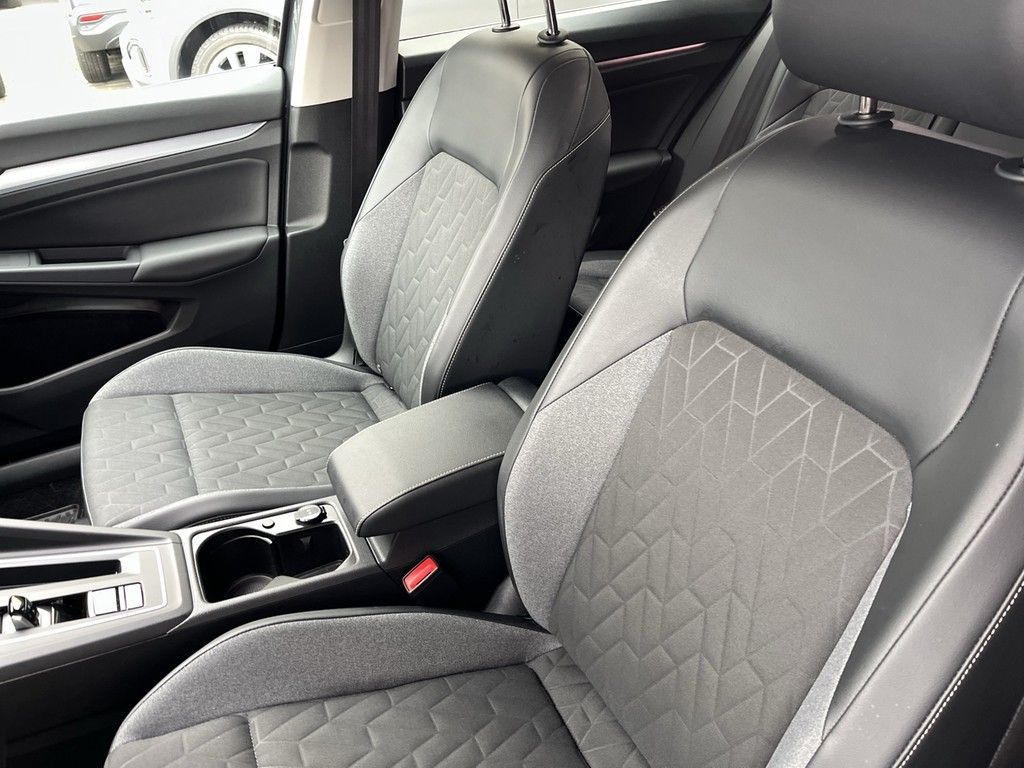 Volkswagen Golf - Bild 14