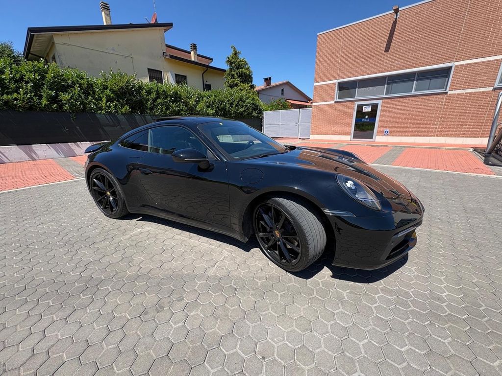 Image of Porsche 992