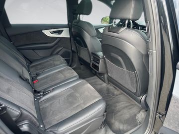 Audi Q7 - 12