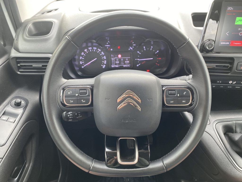 Fahrzeugabbildung Citroën Berlingo M PureTech 110 FEEL *Keyless*PDC*8Zoll*