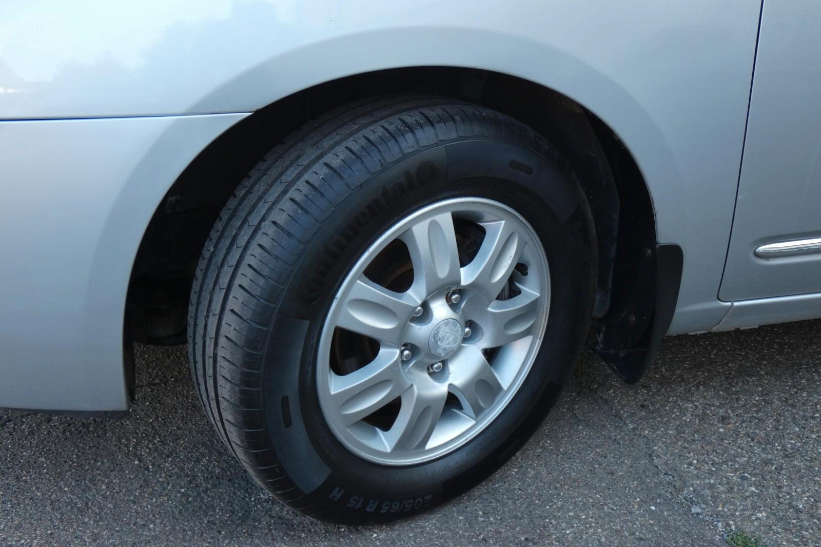 Kia Carens 2.0 Automatik 7-Sitzer