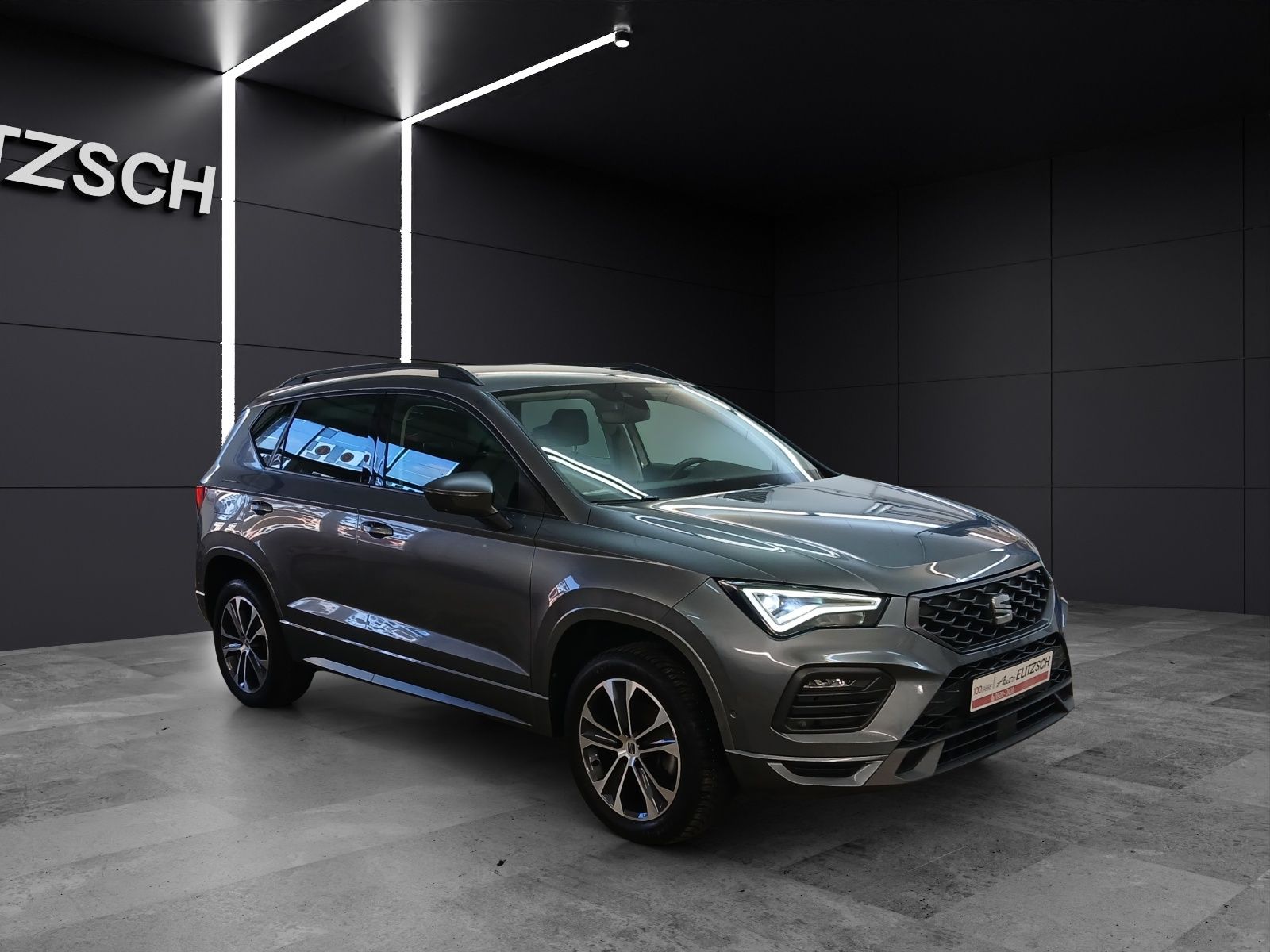 Fahrzeugabbildung SEAT Ateca TSI FR LED AHK Navi AID ACC RFK SH