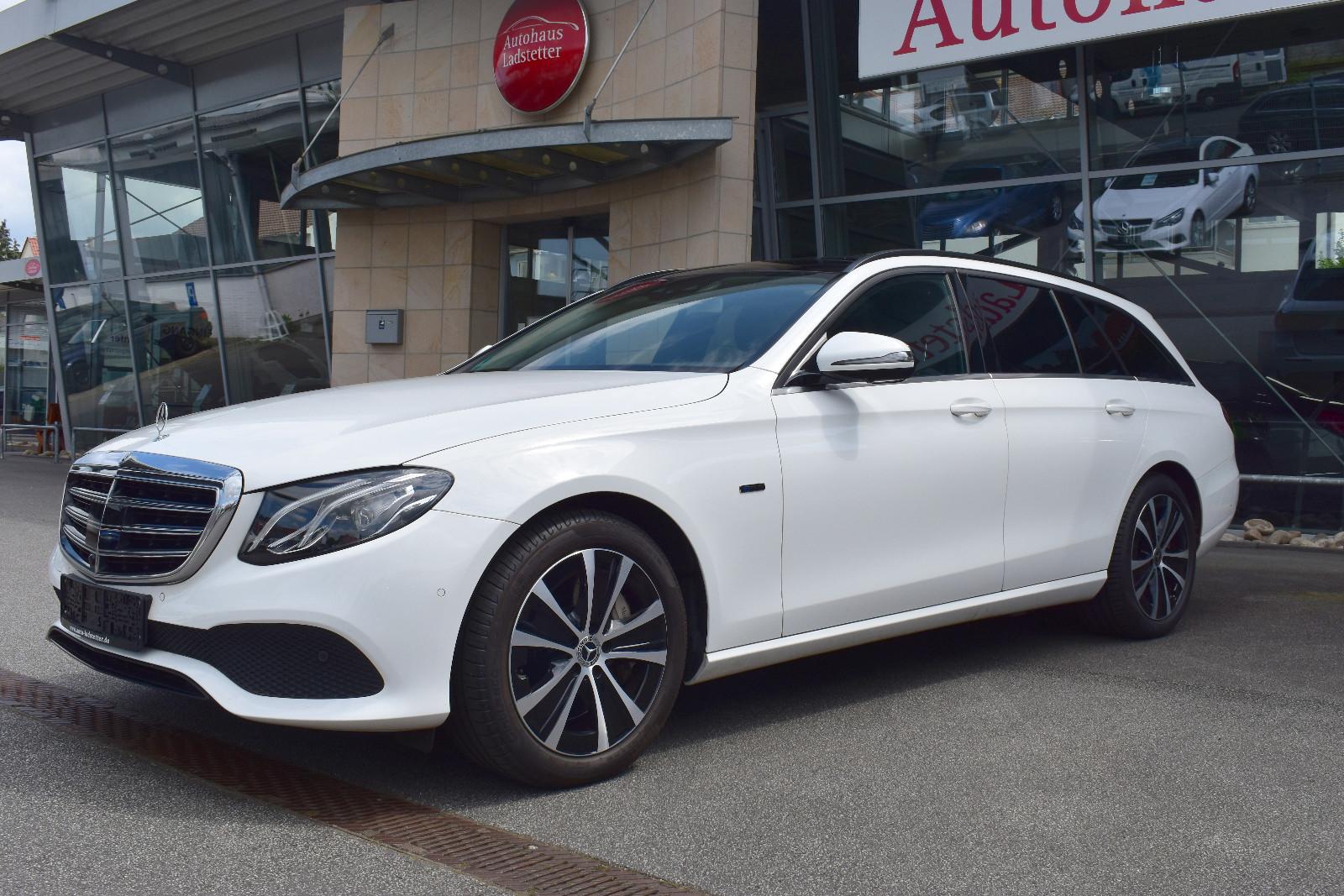 Mercedes-Benz E 300T de*Hybrid*Head-up*Panorama*Totwinkel*360°