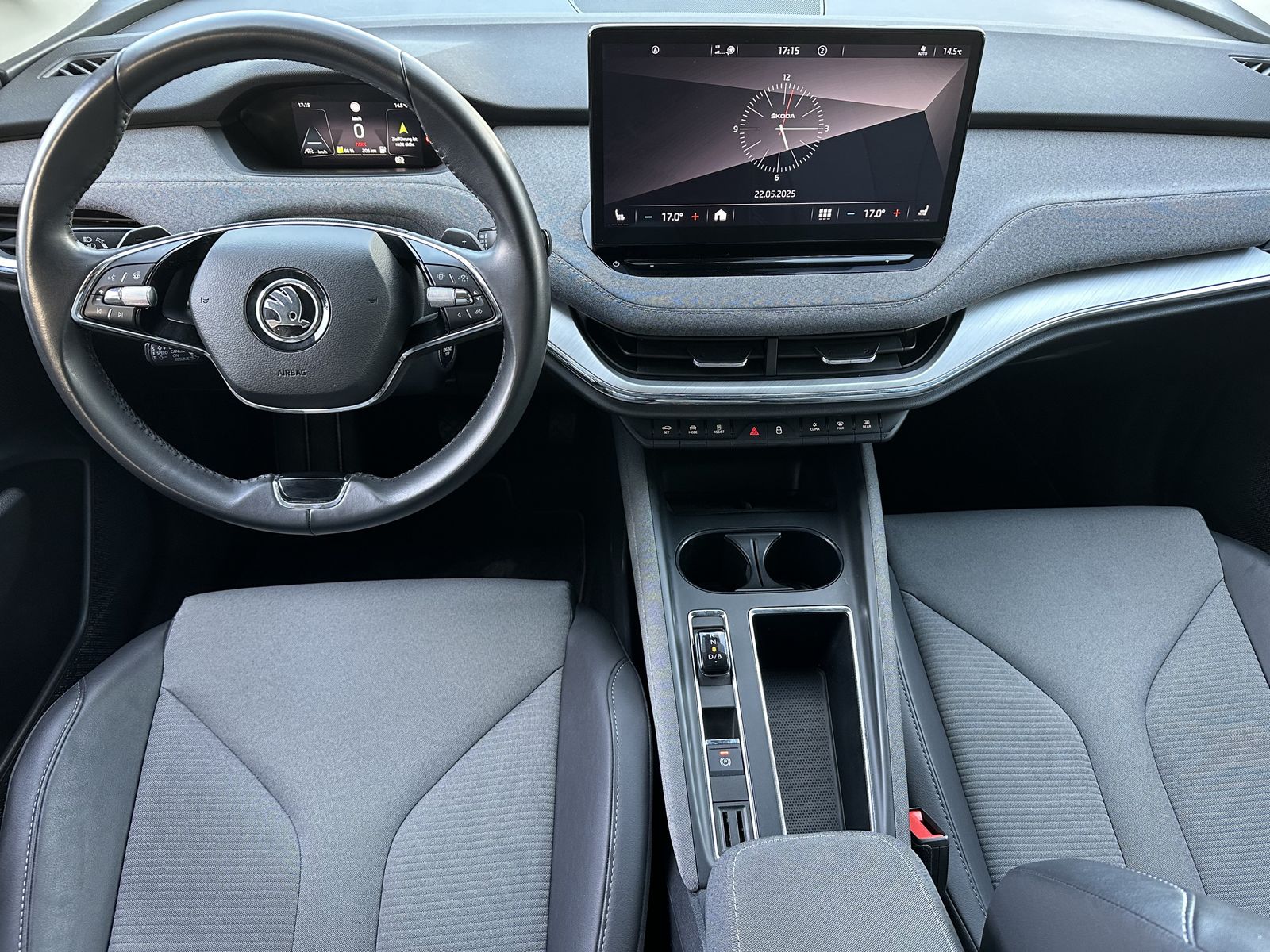 Fahrzeugabbildung SKODA Enyaq 80 Loft NAV+LED+ACC+VCOCKPIT+CARPLAY+20ZO