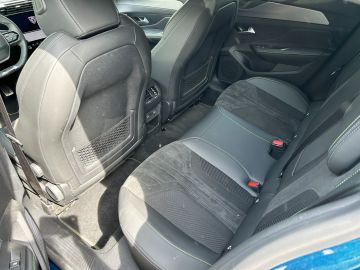 Peugeot 408 - 10